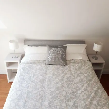 Tigh Aildin Apartament